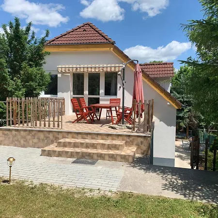 Borsi Apartman Balatonalmádi